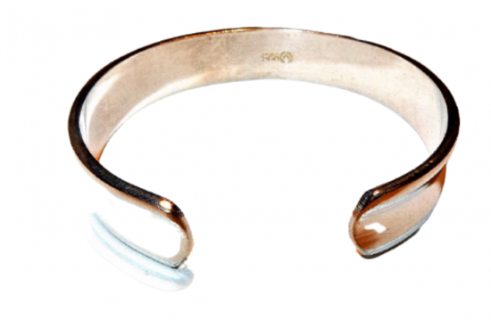 White bg no shadow designify   2021 09 19t153144399